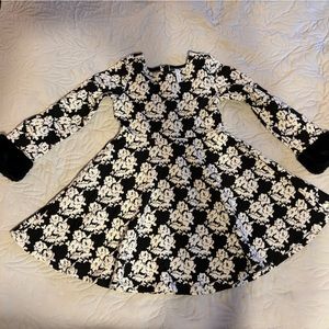 Janie and Jack Black and white dress fur cuffs size 6